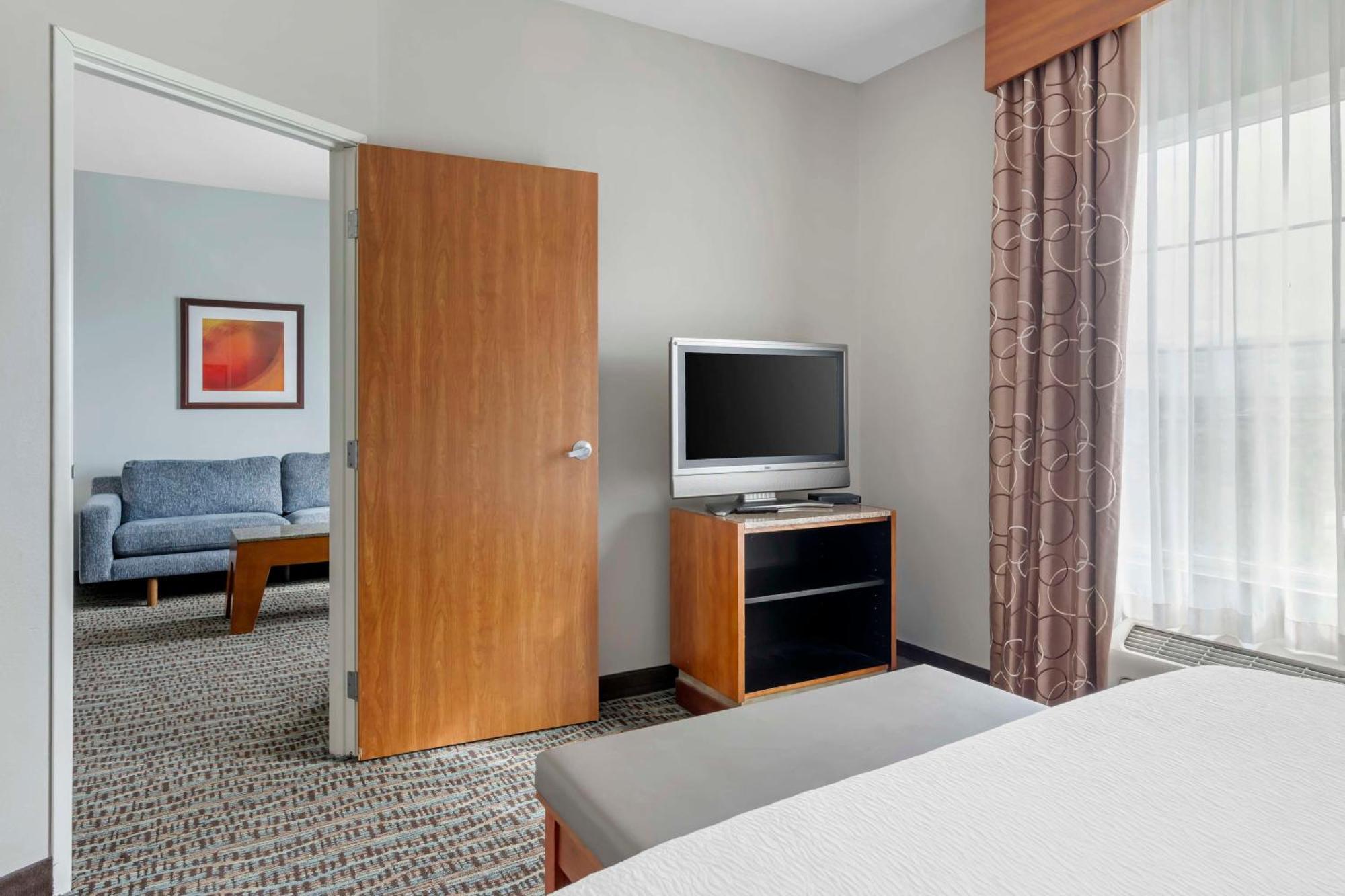 Best Western Plus Peppertree Inn At אומק מראה חיצוני תמונה