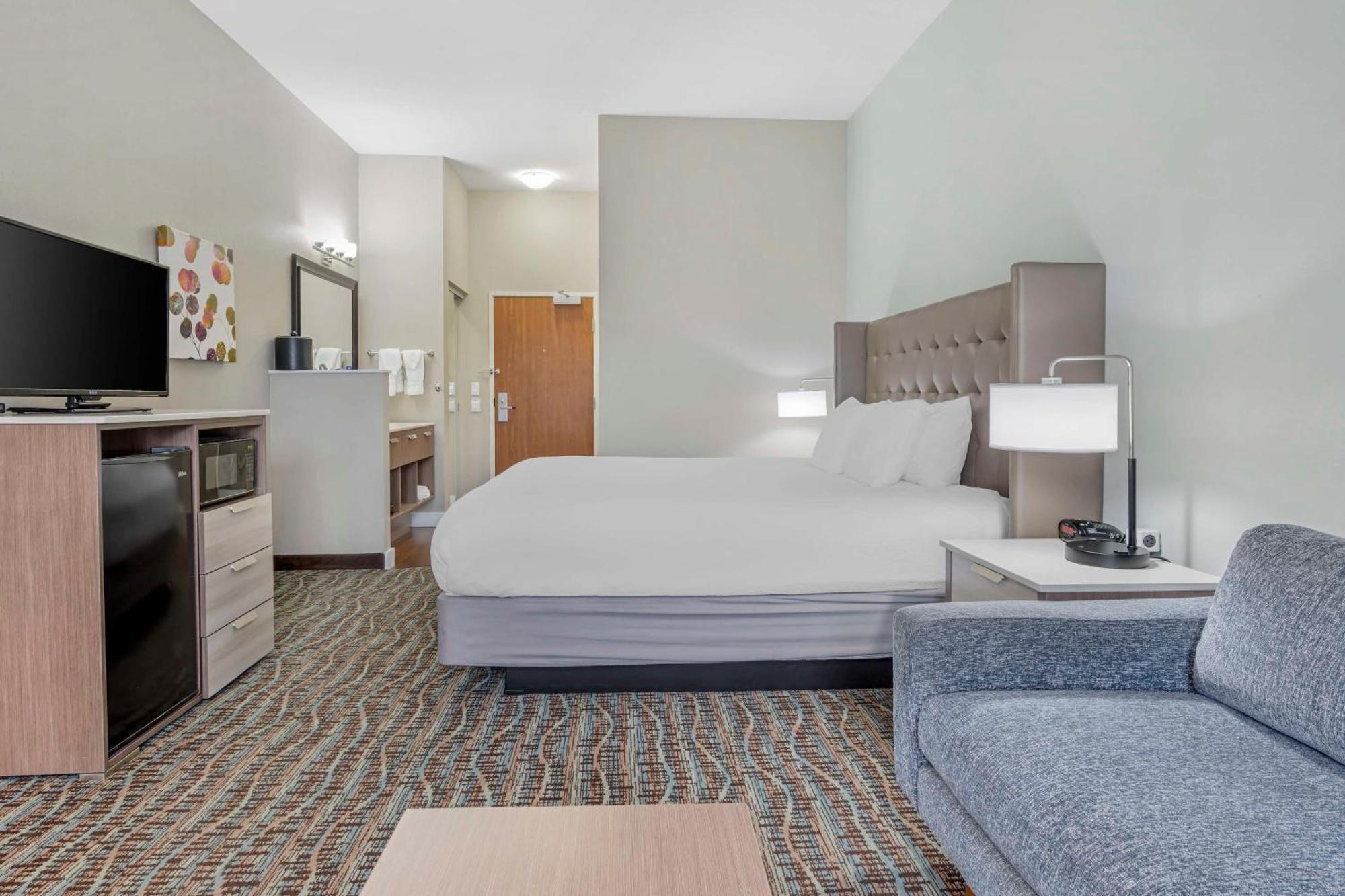 Best Western Plus Peppertree Inn At אומק מראה חיצוני תמונה